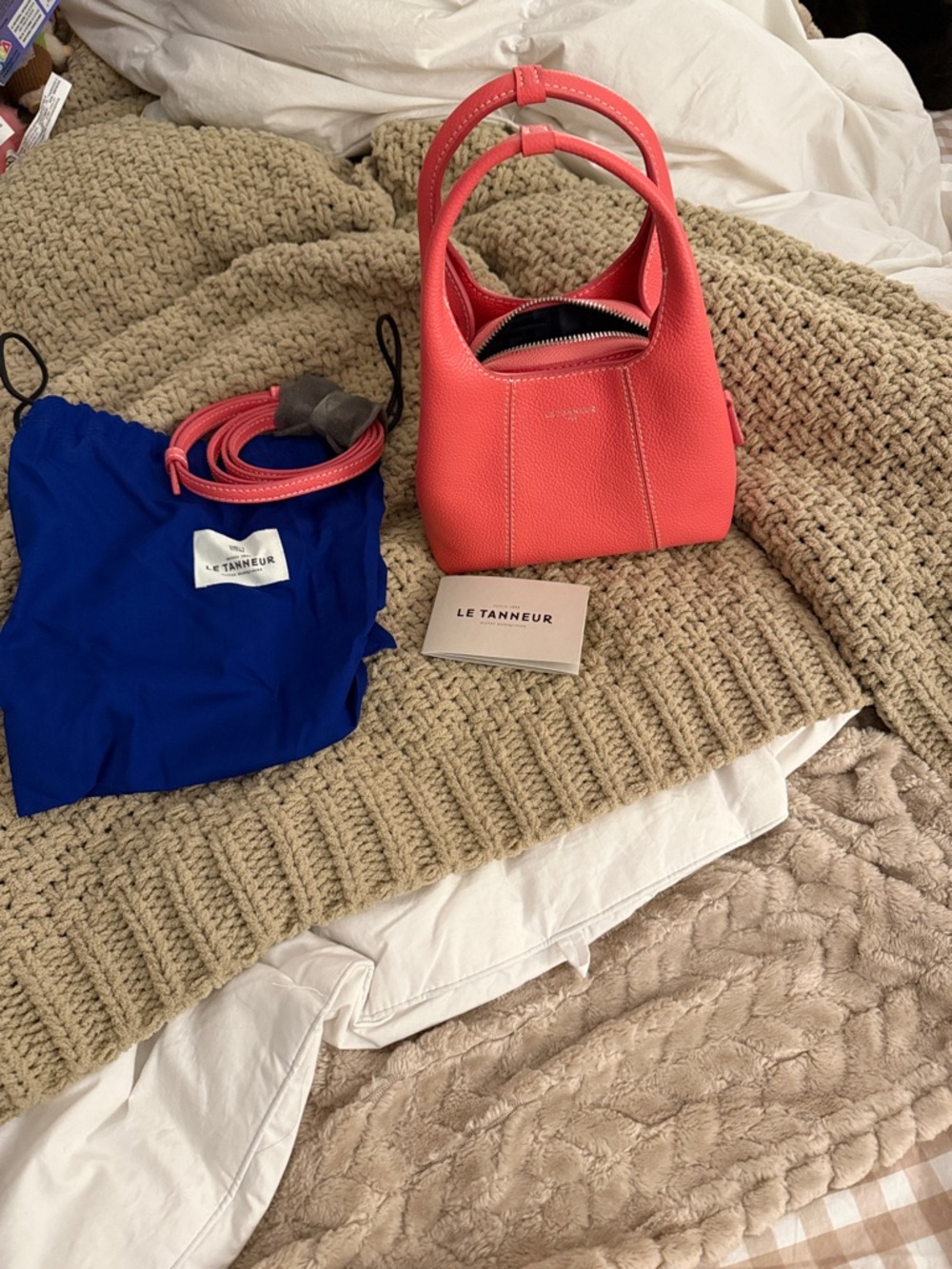 Le Tanneur Juliette Small Handbag in Coral Color